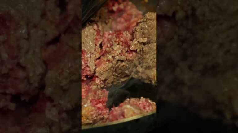 【仕込み】名店のドライカレーの作り方【ダイジェスト】