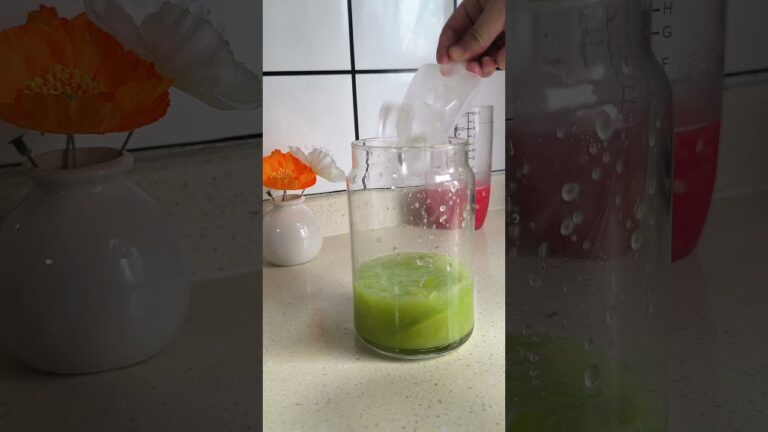 ヤクルトとフルーツの爽やかて美味しくてドリンク！夏にピッタリ！夏日水果茶｜用养乐多、葡萄、西瓜制作夏日冷饮