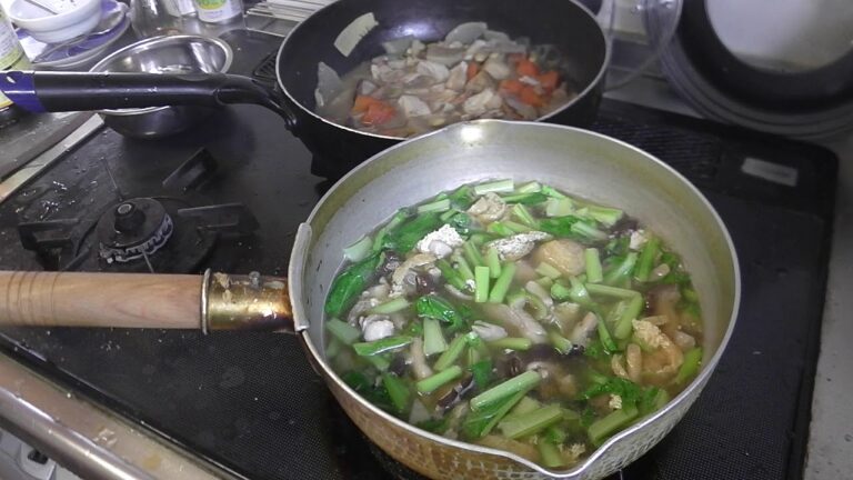 幸運な病のレシピ（ 416 )夜：蕪の葉＋鳥ブツ汁