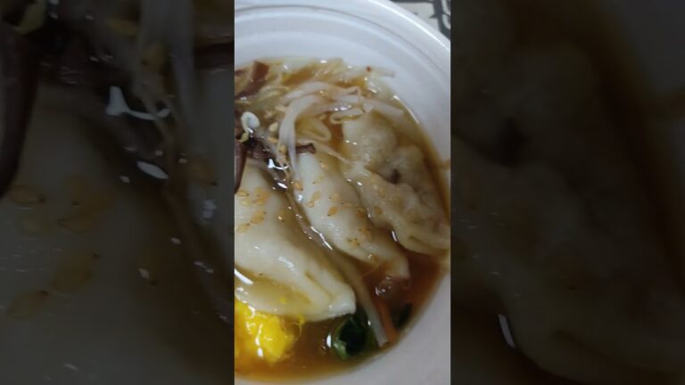 つる持ち餃子春雨スープ