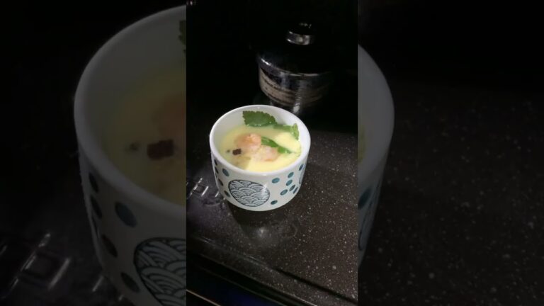 茶碗蒸しオーブンレンジ　steam egg custard for dinner #samui #japan #japanfood