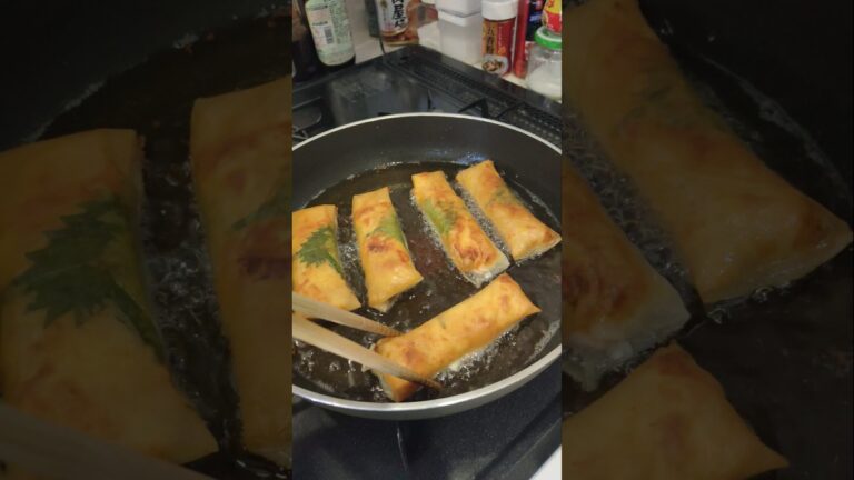 決め手ははんぺんでぷりぷりの海老春巻き！#asmr #food #エビ #春巻き #はんぺん #料理