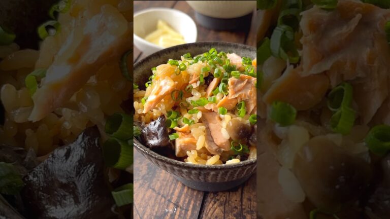 おこげ最高🙌秋鮭とたっぷりキノコの炊き込みご飯🙌