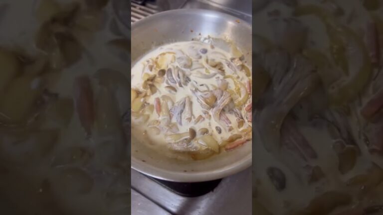 3分で出来る生パスタ！ベーコンとたっぷり木の子のクリームパスタ #shorts