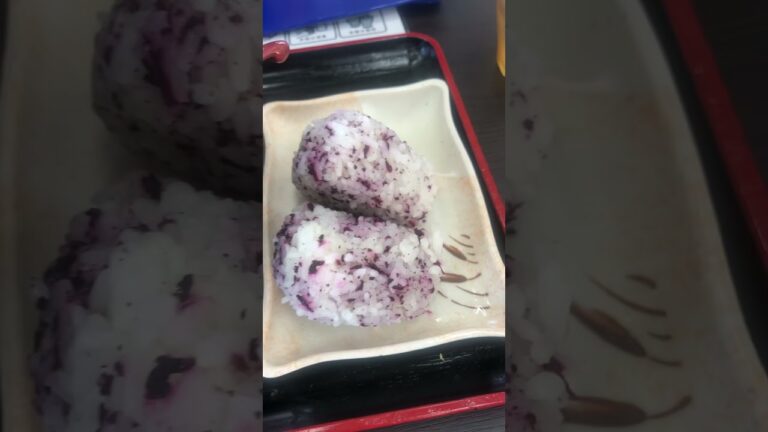 資さんで鶏つくねうどんを食べる。