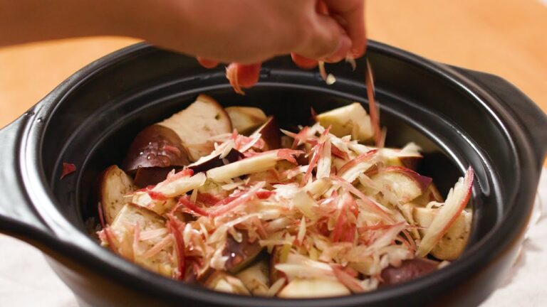 【なすとみょうがの炊き込みご飯】トロっとしたなす×爽やかなみょうがの香りで最高の組み合わせ