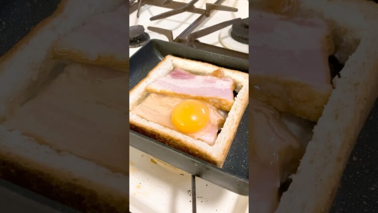 【フライパン１つで簡単♪ベーコンエッグトースト】