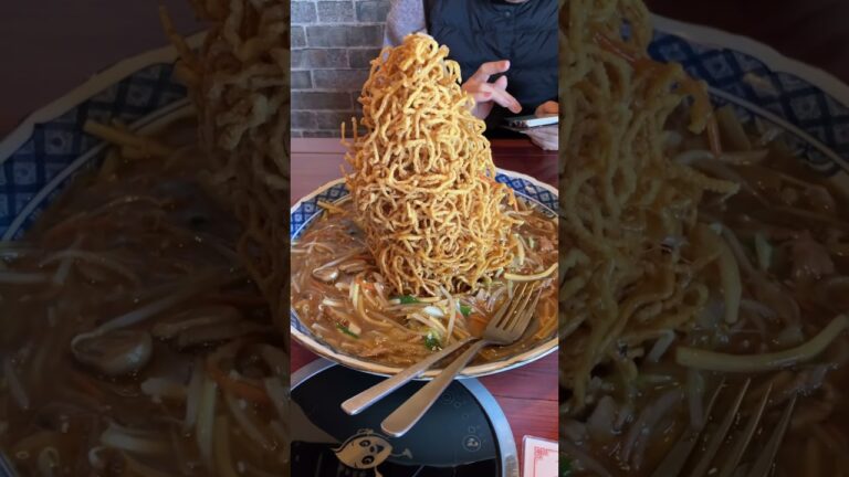 〈美味礼讃〉五目あんかけかた焼きそば・デカ盛りではなく並みでこの量