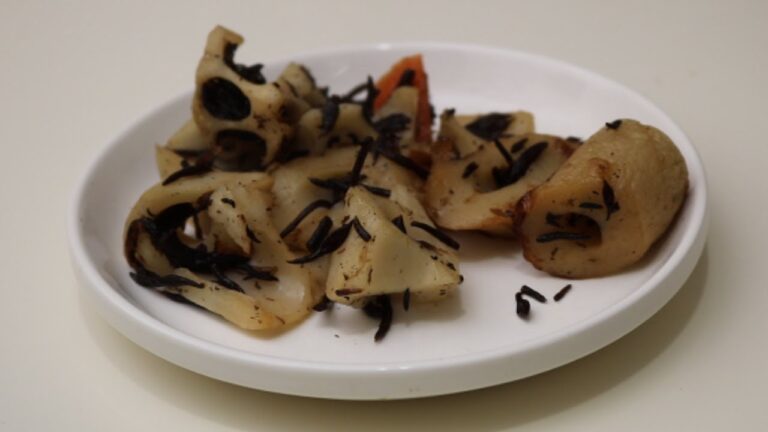 簡単なのに失敗！料理初心者がヒジキと根菜の甘辛煮を作った結果…