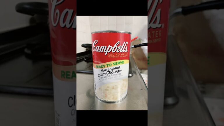 コストコで買った　キャンベルクラムチャウダーにちょい足し