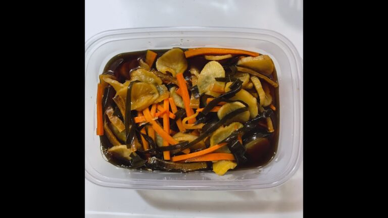 「おいしい」「たのしい」でこんや_干し大根レシピ_農家の嫁直伝【はりはり漬け①】最終工程：煮立った調味液に具材を投入する工程