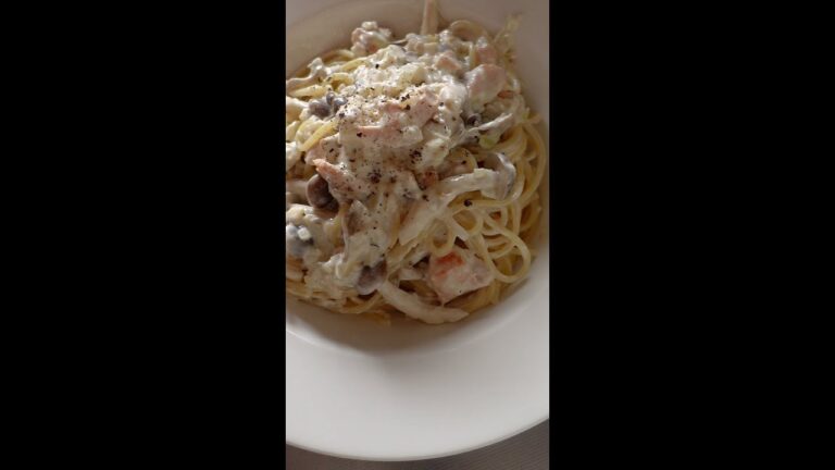 【秋香る】鮭ときのこのクリームパスタ#shorts