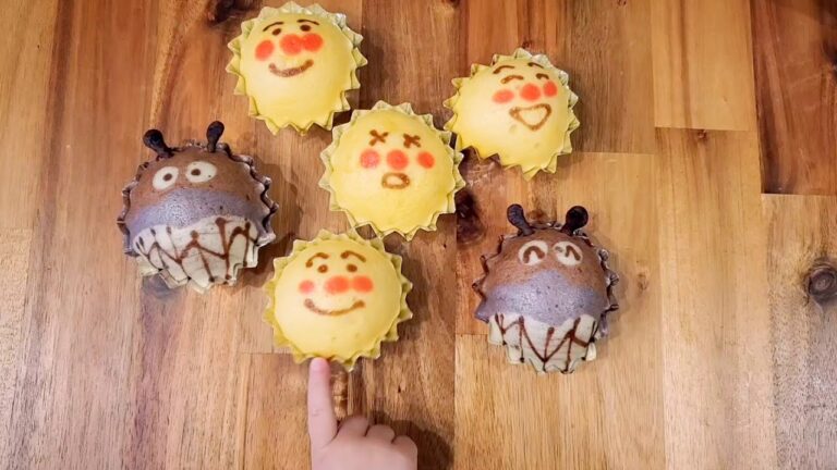 ホットケーキミックスで作る♡アンパンマン蒸しパン