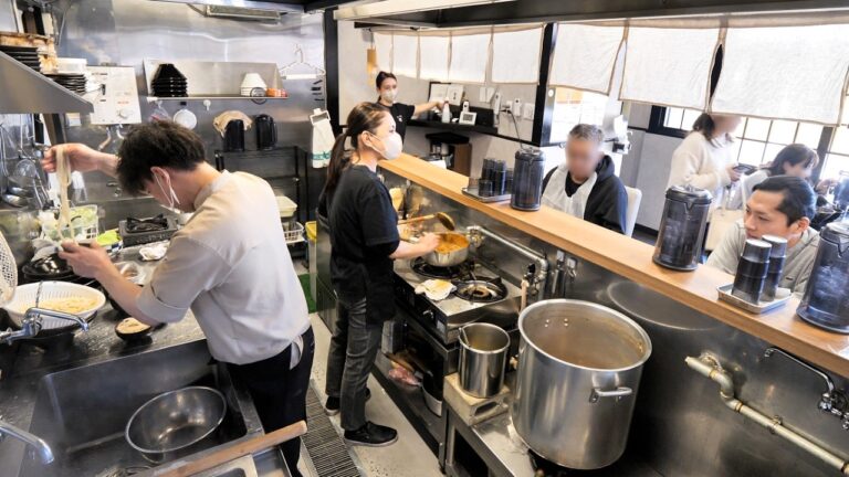 超絶カレーうどんラッシュ！！一度食べたら中毒確定の肉厚カツカレー名古屋めし丨INCREDIBLE NOODLES, Japanese Curry Udon Noodles