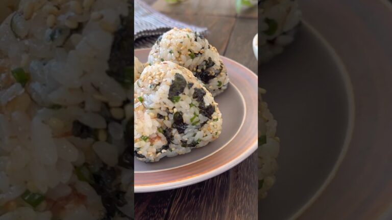 【Instagramで300万再生突破】韓国海苔のうまネギ塩の混ぜおにぎり#簡単料理 #おにぎり #混ぜおにぎり