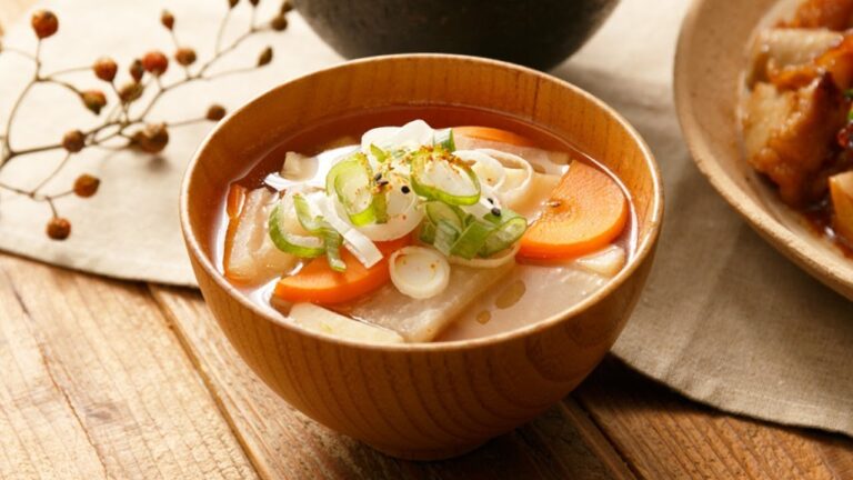 根菜たっぷりでポカポカ！絶品のっぺい汁