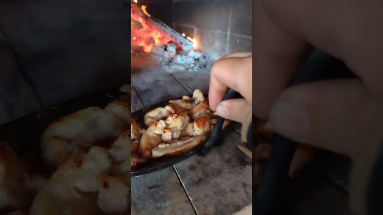 塩焼きチキンで飯テロ。