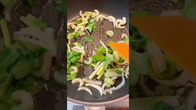 【今日の晩ご飯】イカとセロリの塩麹炒め作ってみた！#shorts