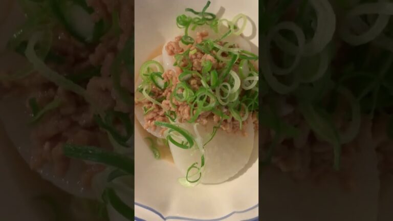 本日の昼食　ほっぺが落ちる肉豆腐　豚ひき肉挽肉で肉豆腐　そぼろ大根　節約メニュー食品高騰　自炊　おうちごはん