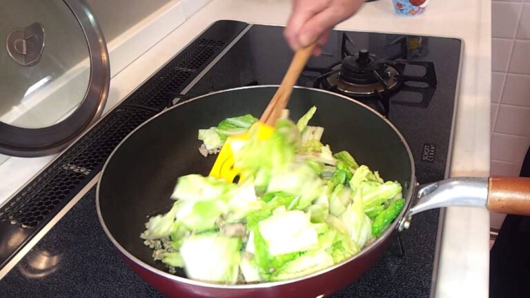 ごちうま ごはんによくあう 白菜の胡麻だれ炒めの素