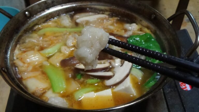 キムチもつ鍋　スープが決めて　作り方