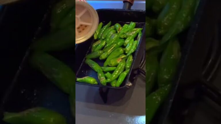 【お弁当作りbento】炒り卵じゃない三色丼🍱【豚そぼろ】【ししとうのエレガンス炒め】【卵焼き】 #Shorts #ショート #料理動画