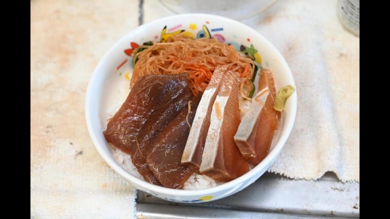 刺身のしょうゆ漬け丼