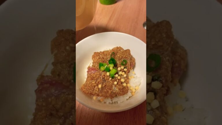 鯛のだし茶漬け😋　次女が作ってくれました💖　胡麻をすって出し汁作って。とても美味しいです🍀
