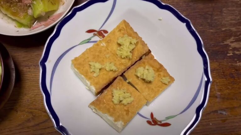 今夜は焼き厚揚げ、焼きナス、味噌汁をいただきます。