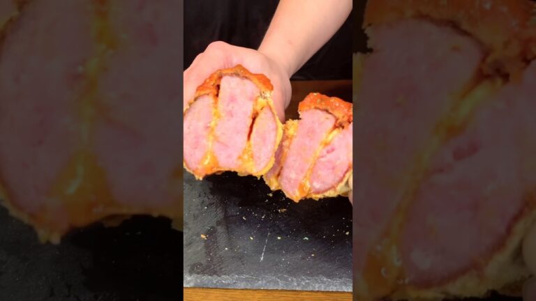 超巨大ソーセージを使ったビッグチーズハムカツ🧀🐷 #料理動画 #フライ #揚げ物 #ハムカツ #カツ #チーズ #cheese #美味しい #かんたんレシピ #男の料理 #ソーセージ