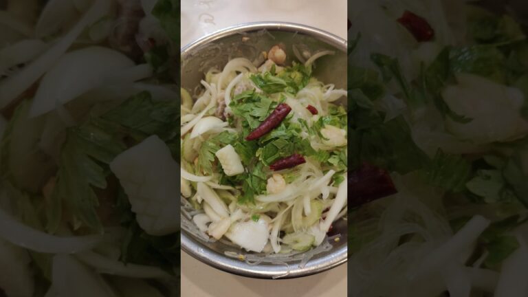 おうちで簡単に作れるタイ料理の春雨サラダ！ヤムウンセン！#asmr #food #cooking #thailand #タイ料理　#春雨　#サラダ　#タイ