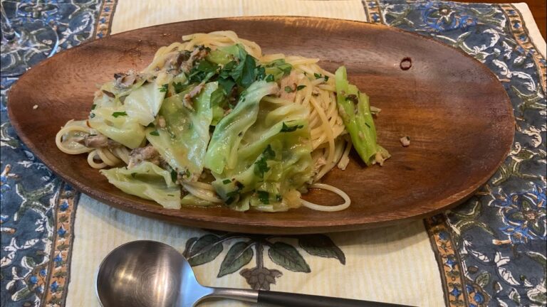 キャベツとサバ缶のペペロンチーノ(タイムラプス)No1