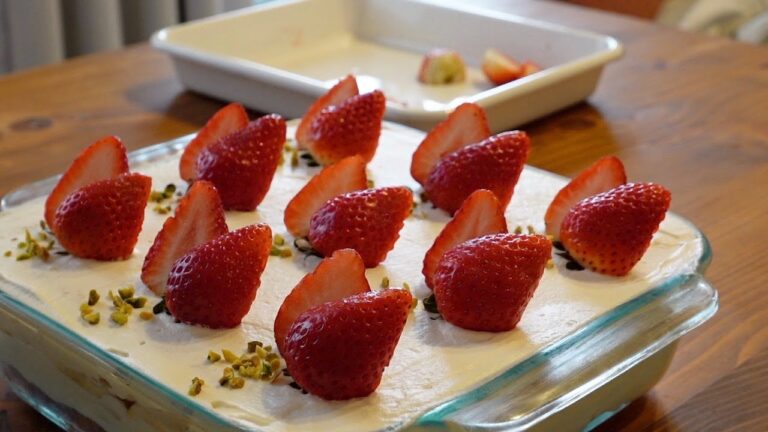 ナッペなしの簡単いちごのスコップケーキの作り方🍓