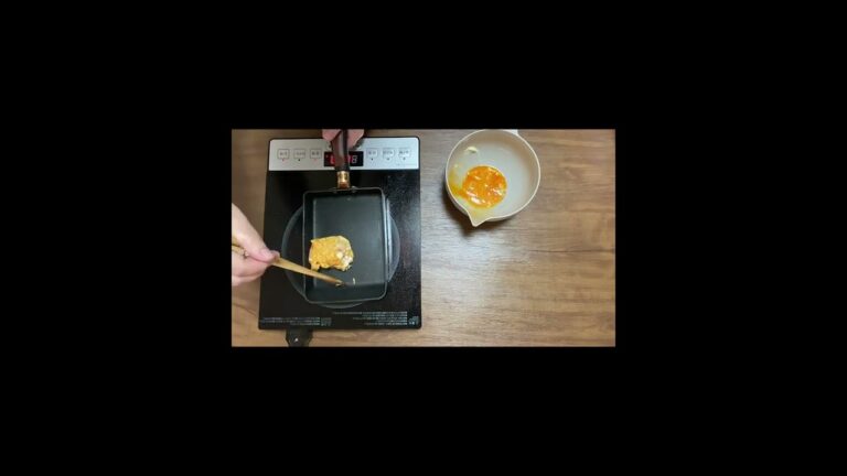 簡単お弁当のおかず╱たまごひとつでたまご焼き╱ベーコンエッグえのき入り 料理動画