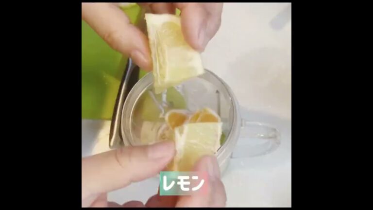 ヨーグルトスムージー（みかん、レモン、ほうれん草）美容•ダイエット
