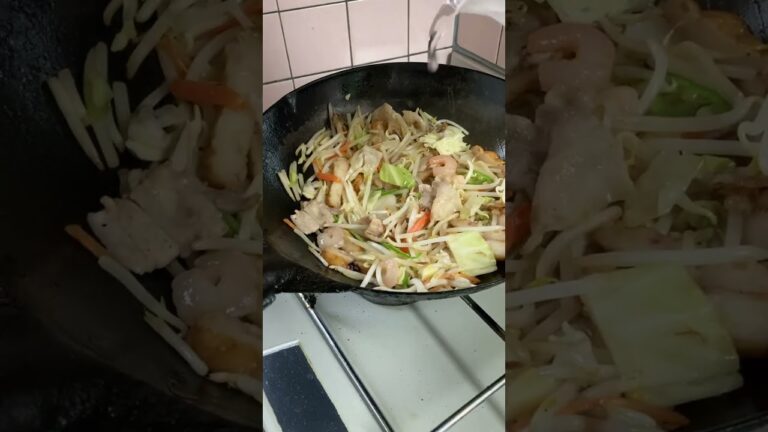 長崎ちゃんぽんで今日も朝からヘビーにキメます！ #shorts