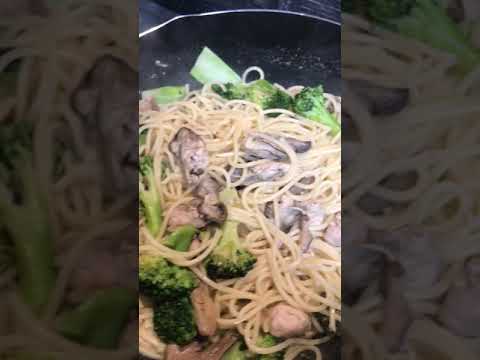 牡蠣とブロッコリーのパスタ