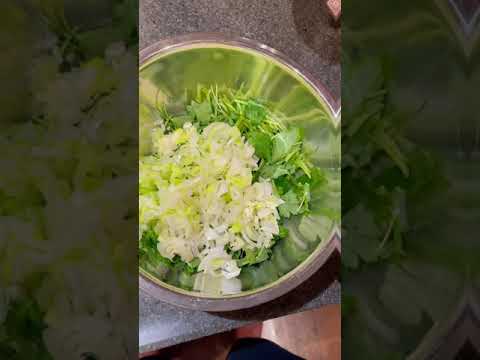【食欲が無いときも◎】三つ葉とネギと豚肉のパワーサラダ作ってみた。　#shorts