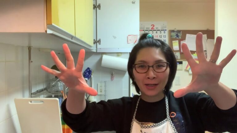 【お喋料理141】今さらやけど、ラジオ感覚で観て下さい。チャーハン作る44歳を…