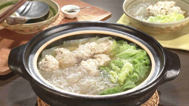 【3分クッキング公式】やわらか鶏だんごの春雨鍋