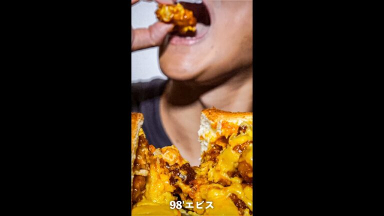 🇰🇷ﾔﾝﾆｮﾑチキンにﾄﾛﾄﾛチーズ🧀かけて食べたら…💕#shorts #asmr #먹방 #fypシ #グルメ #おすすめ