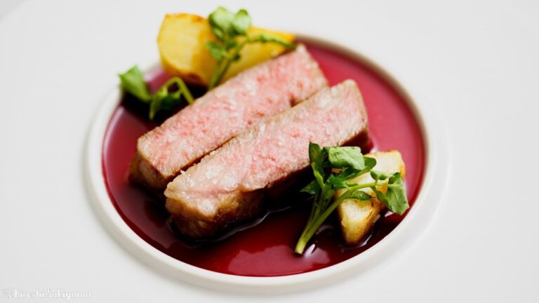 【ステーキ】基本の美味しいステーキ肉の焼き方と簡単なステーキソース4種