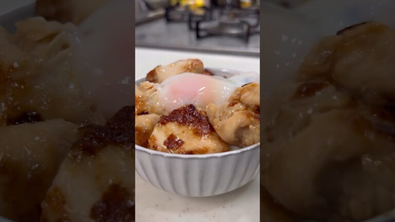 30kg痩せた男が食べている鶏むね肉のニンニク激激丼の作り方を紹介します！#shorts #short