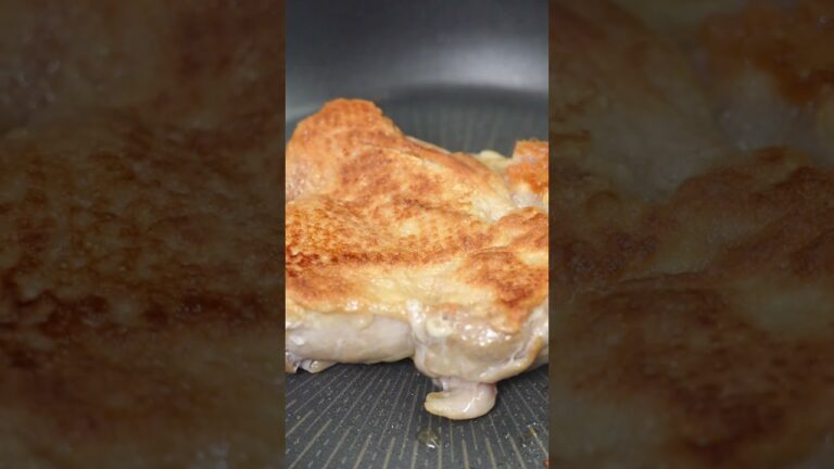 パリパリジューシー！シェフの絶品チキンソテー｜クラシル ｜#shorts