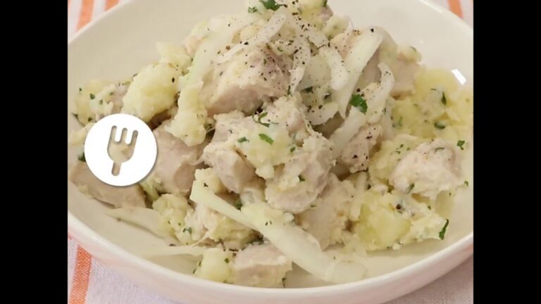 お手軽なのに食べ応えあり♪ 塩鶏のポテトサラダ