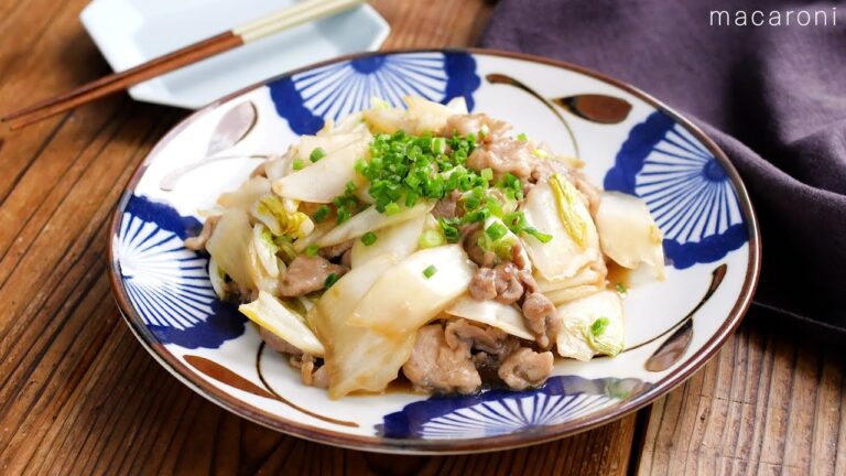 【白菜と豚こまのオイスター炒め】オイスターソースのコクがたっぷり！ご飯が進む♪