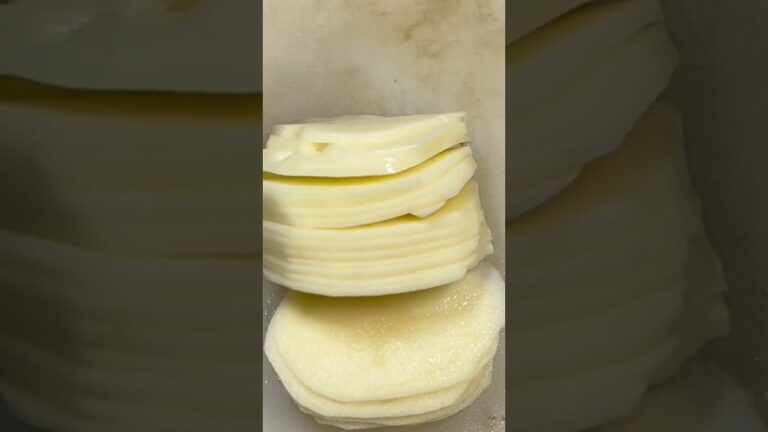 じゃがいもの千切り「じゃがいものガレット】