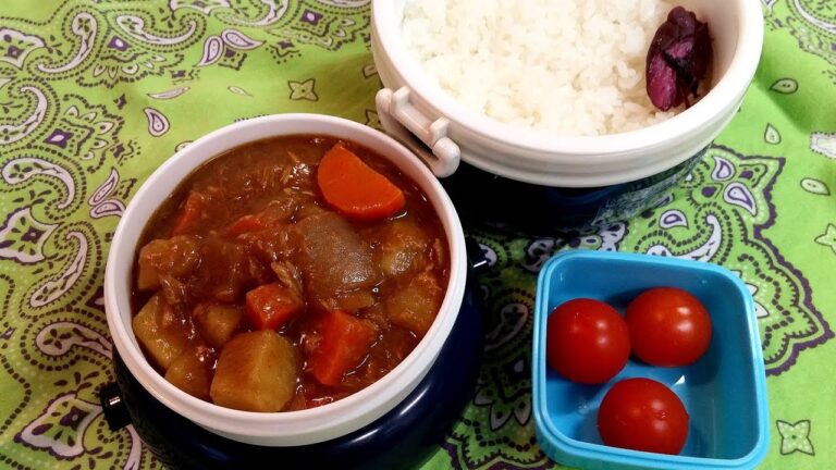 【お弁当】カレー弁当！子供大好き！温かいままカレーが食べれるお弁当箱で！（ランチジャー）（lunch box・obento）