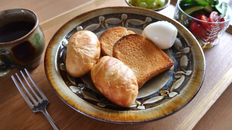 パンと珈琲とゆで卵の朝 Boiled egg toast