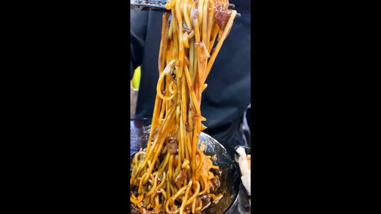 本格的なジャージャー麺 #shorts